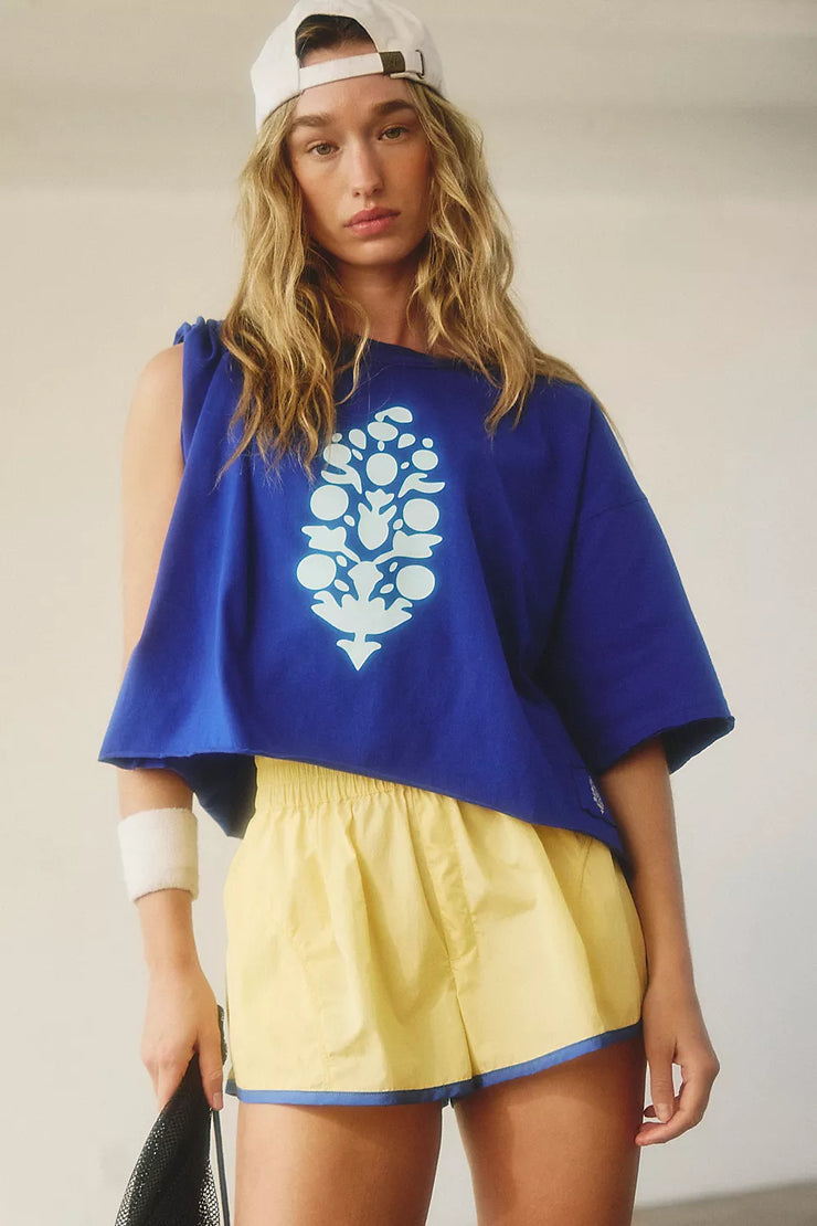 Free People - Inspire Tee Logo - Adult (OB2168470-5413) - Electric Shock Combo